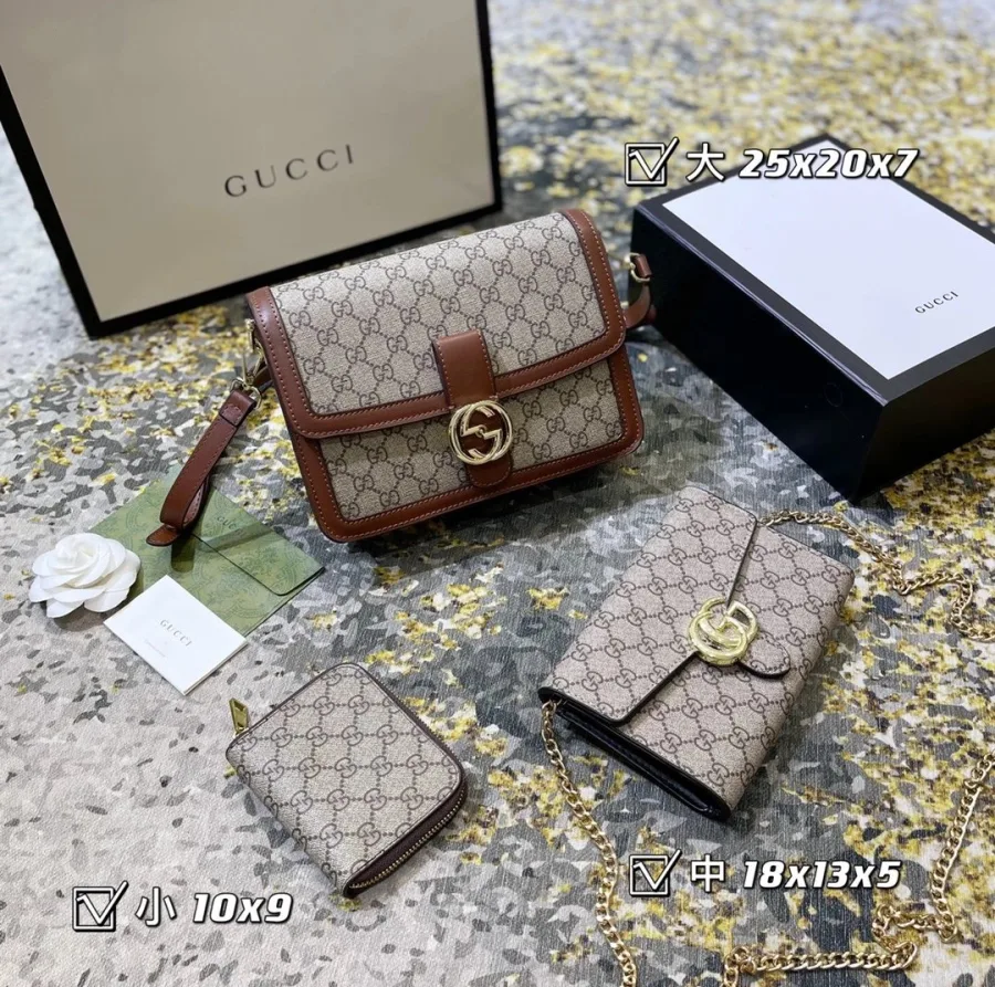 Gucci GG Supreme Bei