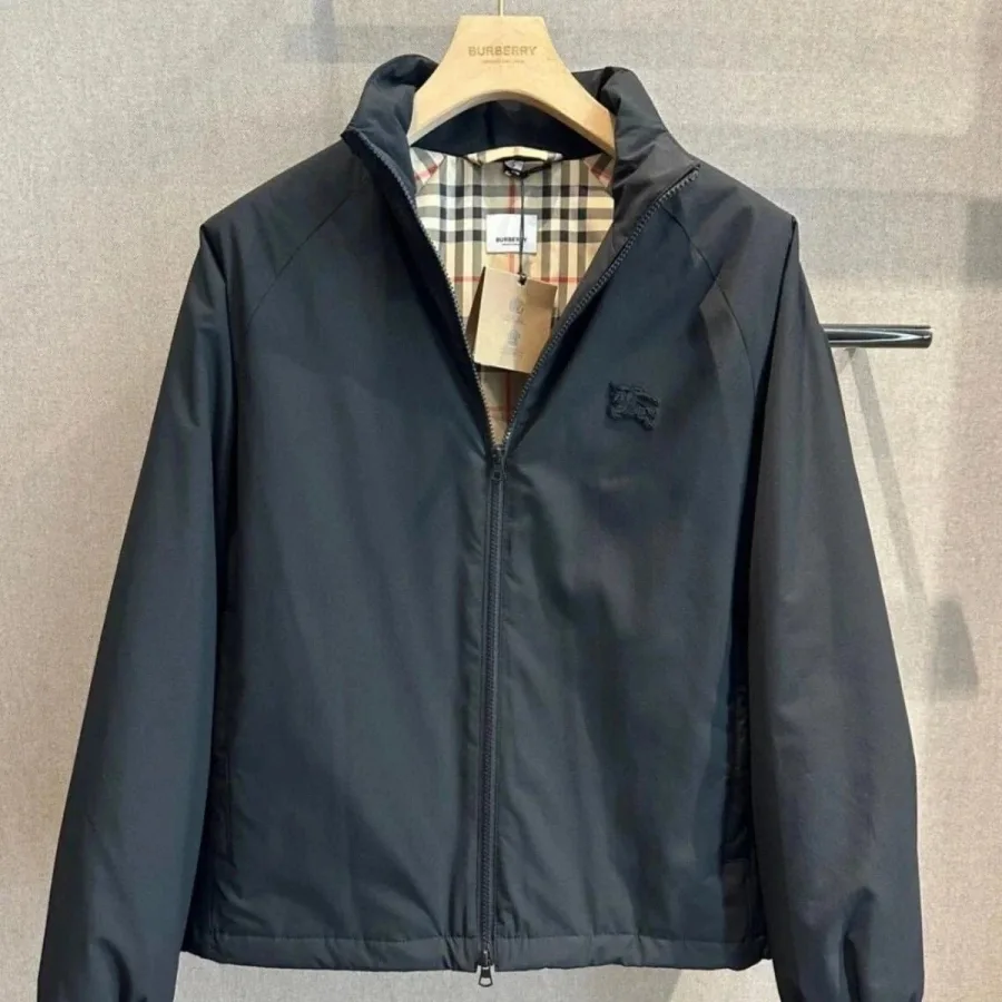 Burberry Zip Up Blac